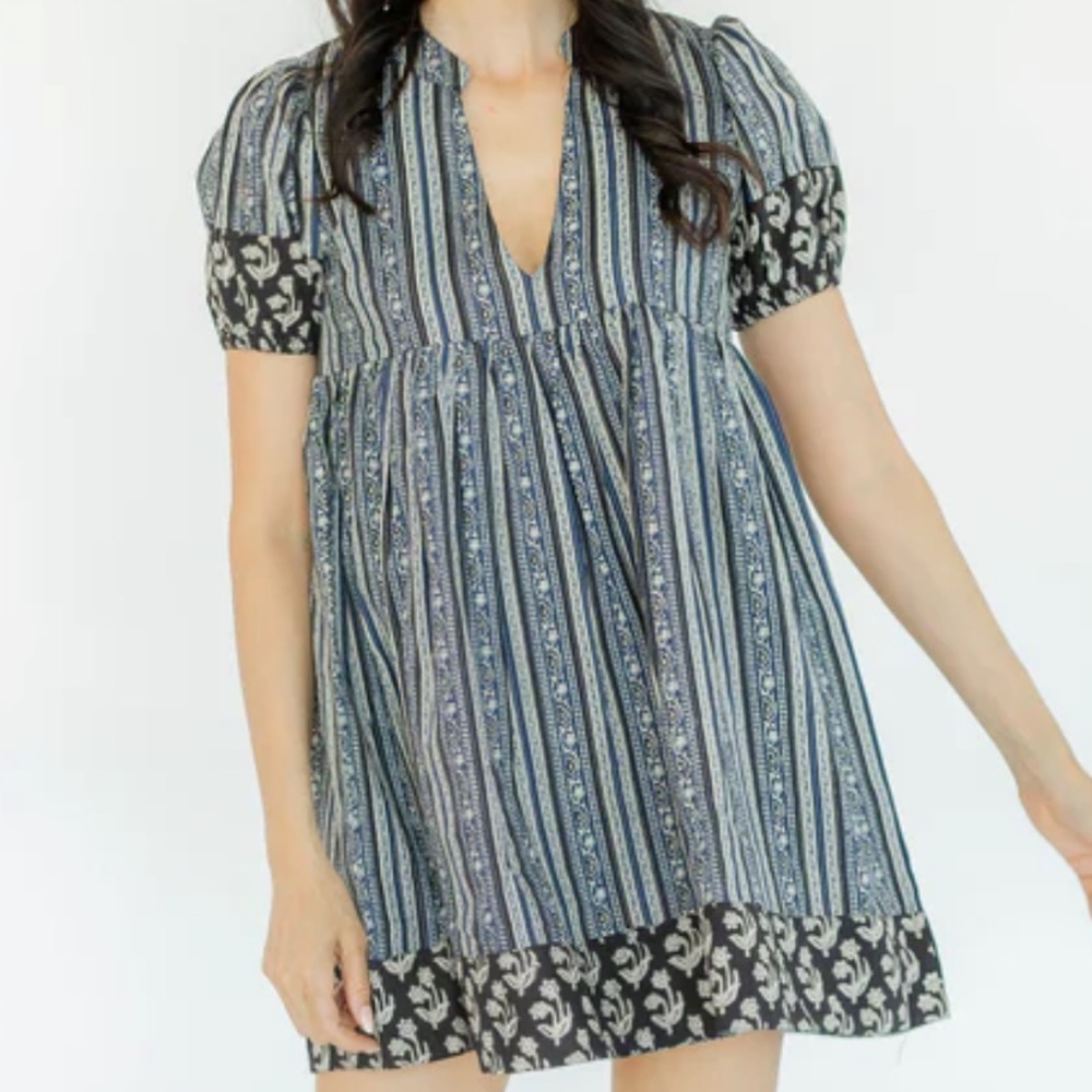 Victoria Dunn Clara the label, NWT, size large, black and silver mini